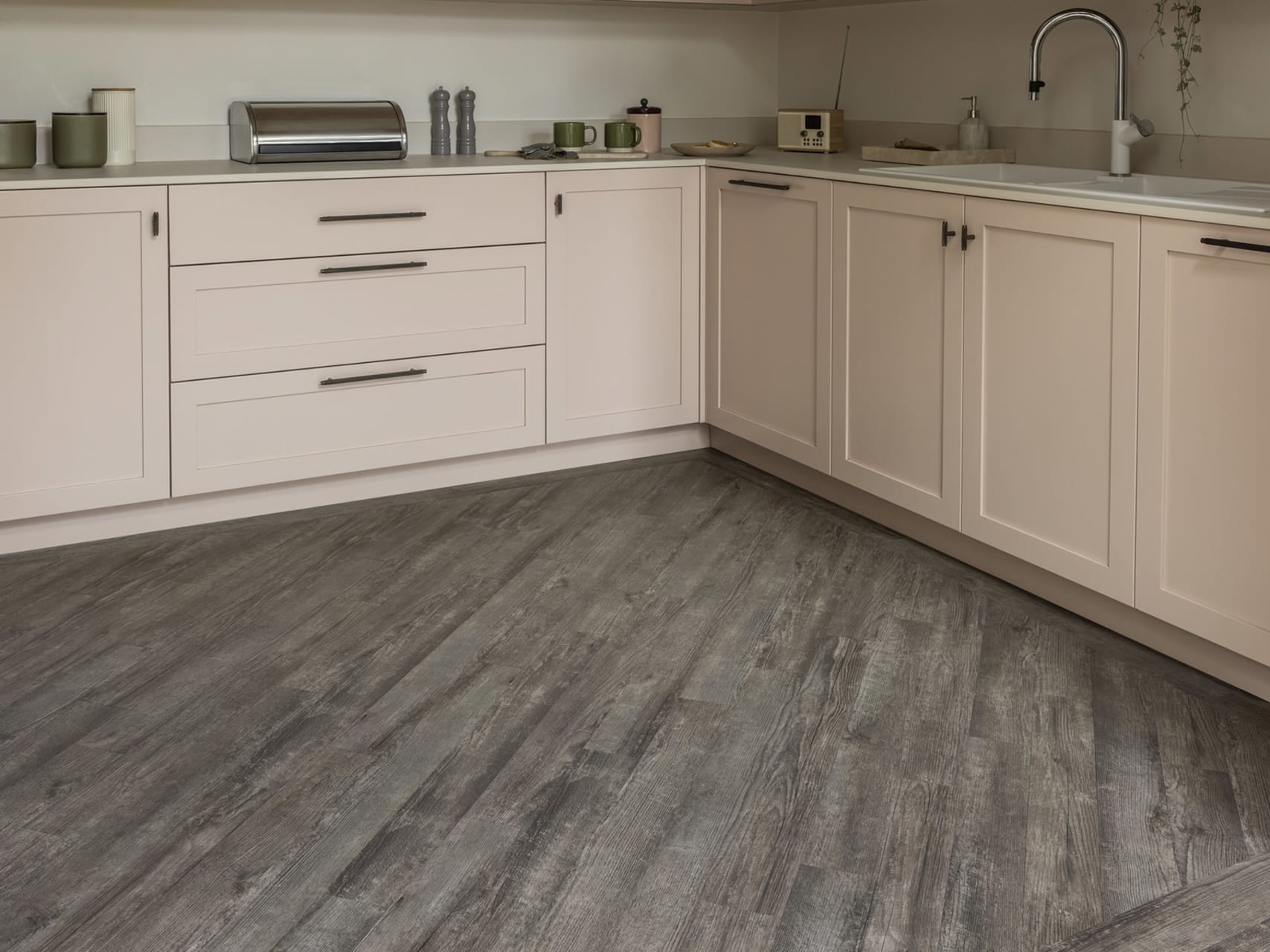 Coastal Pine: Commercial LVT Wood Flooring from the Amtico Spacia